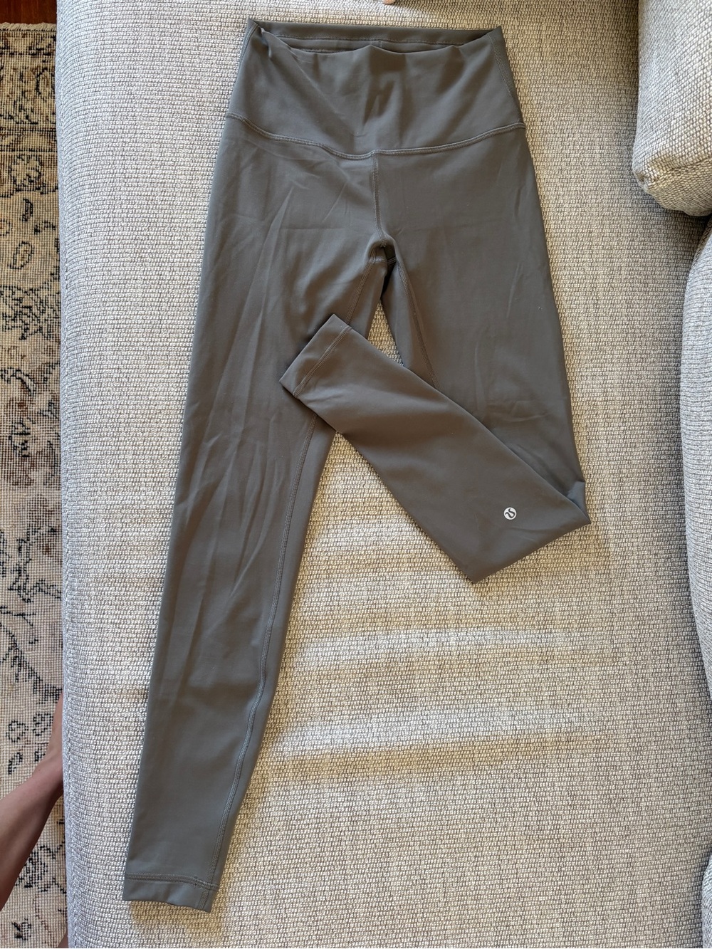 NWOT Lululemon women’s High-Waist Active Leggings in Olive Gray